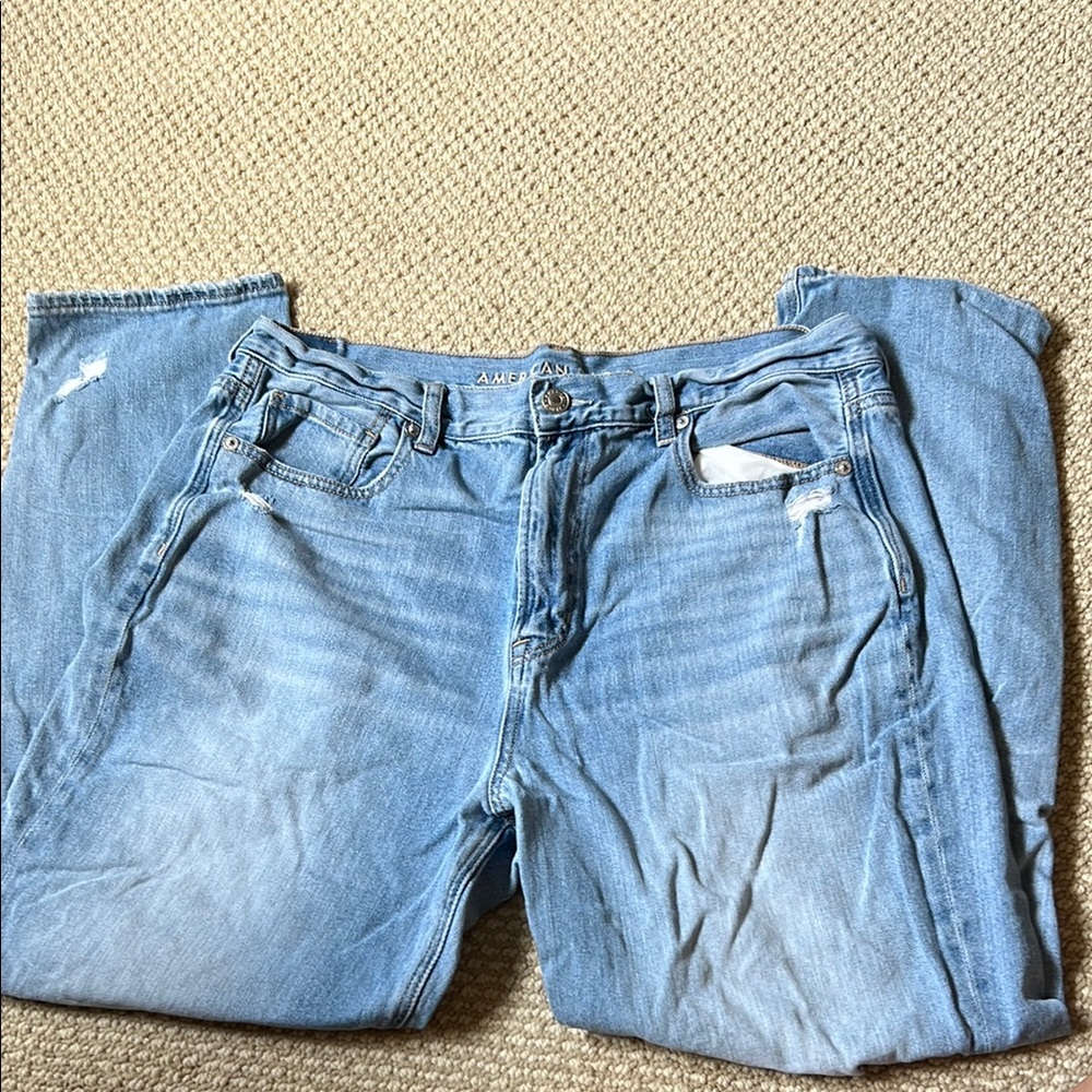 American Eagle Mom Jeans Distressed Size 14